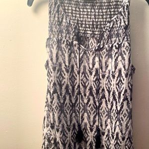 Short sleeve woman’s blouse size small